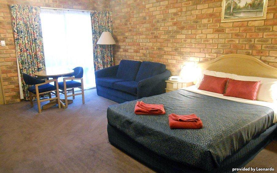 Pines Country Club Motor Inn Shepparton Eksteriør bilde