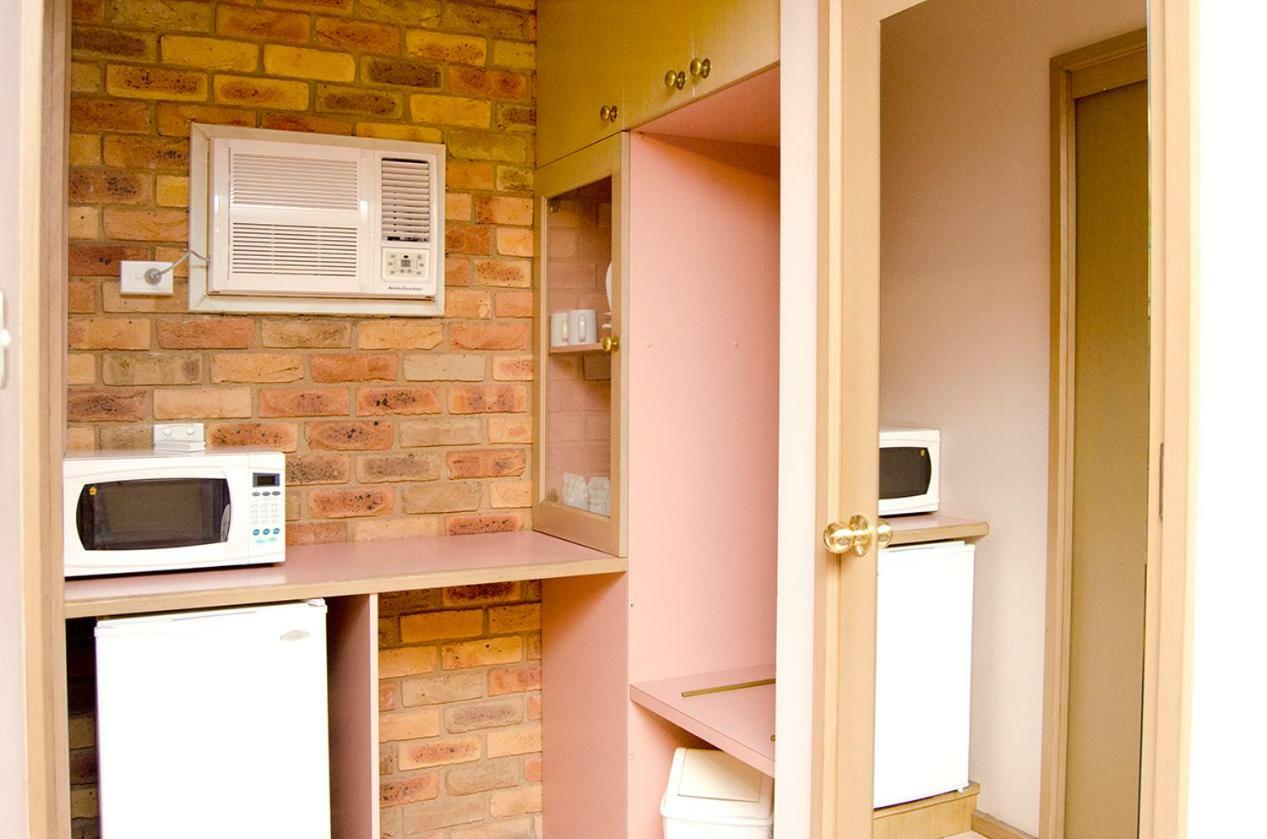 Pines Country Club Motor Inn Shepparton Rom bilde